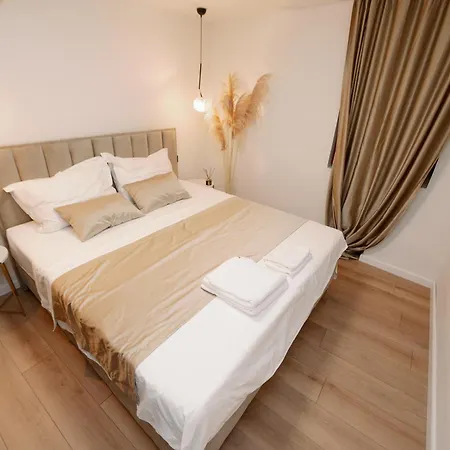Spalato Apartman *